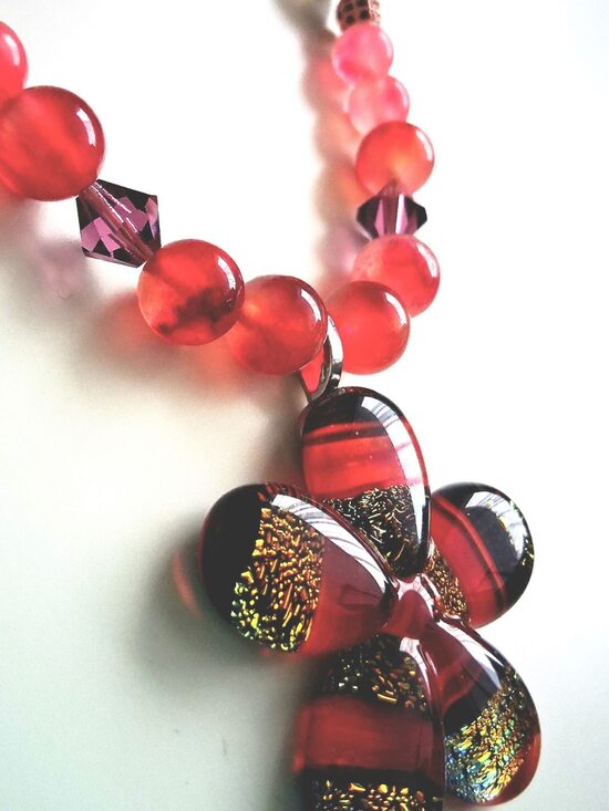 Karneola kaklarota Boho stilā